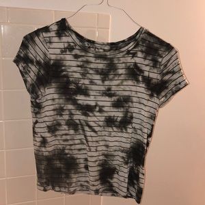 green and white american eagle t-shirt